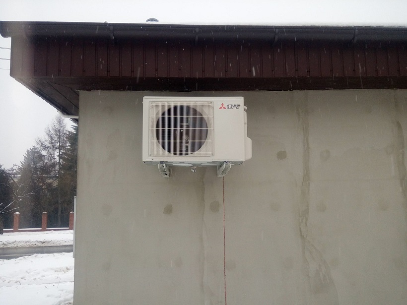 Klimatyzator Mitsubishi 5kW zamontowany w Starachowicach